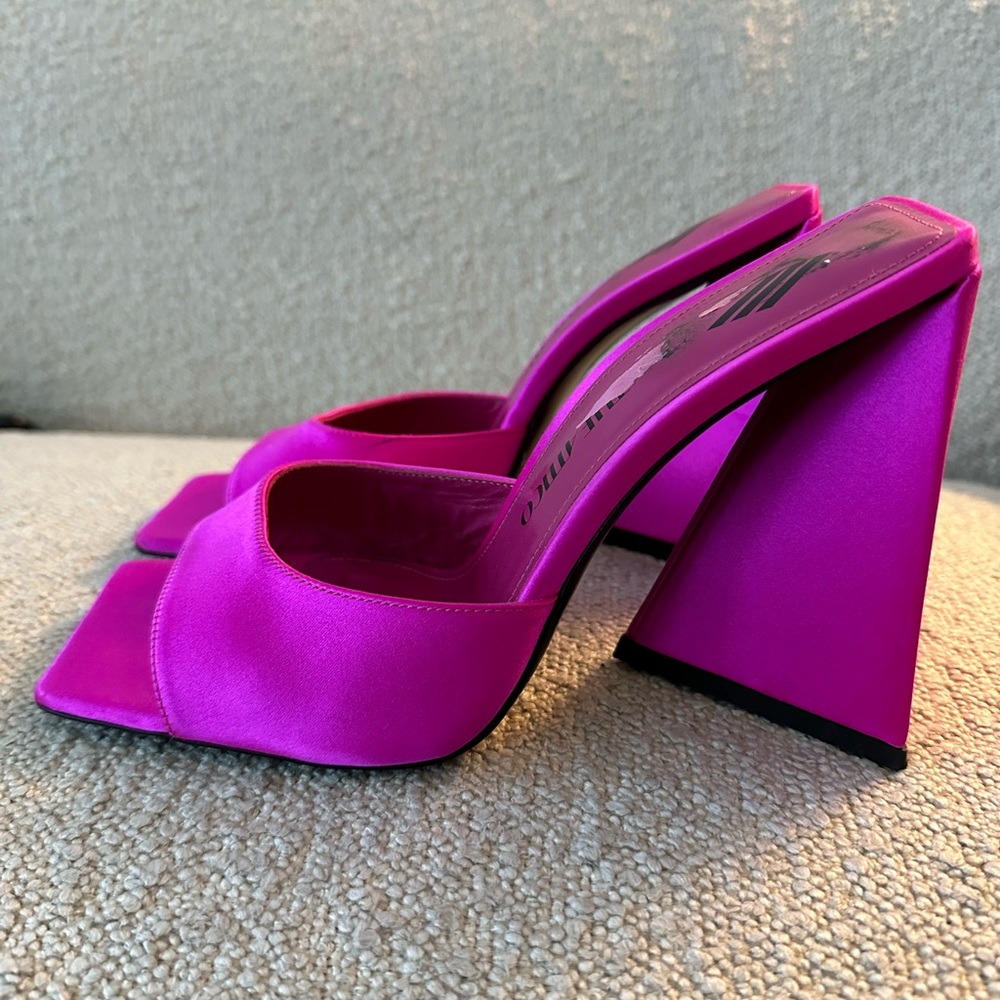 The Attico Devon pumps